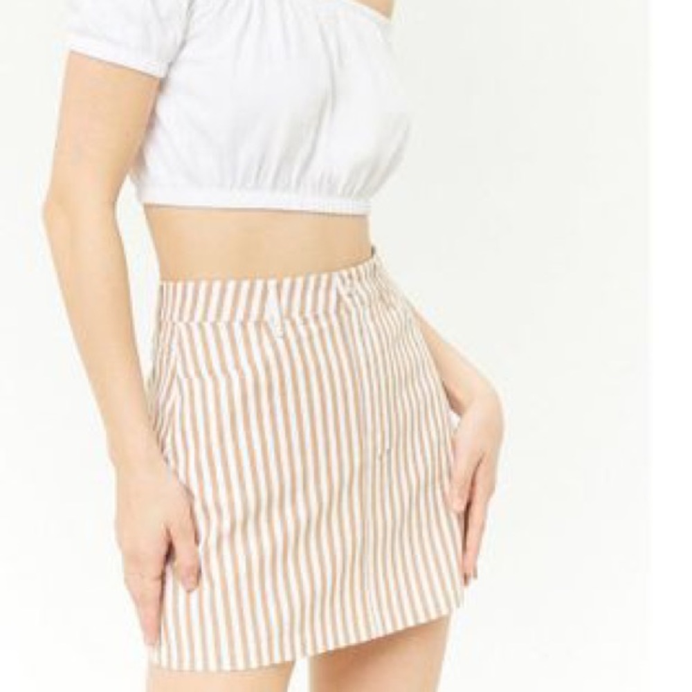 White striped mini skirt forever 21